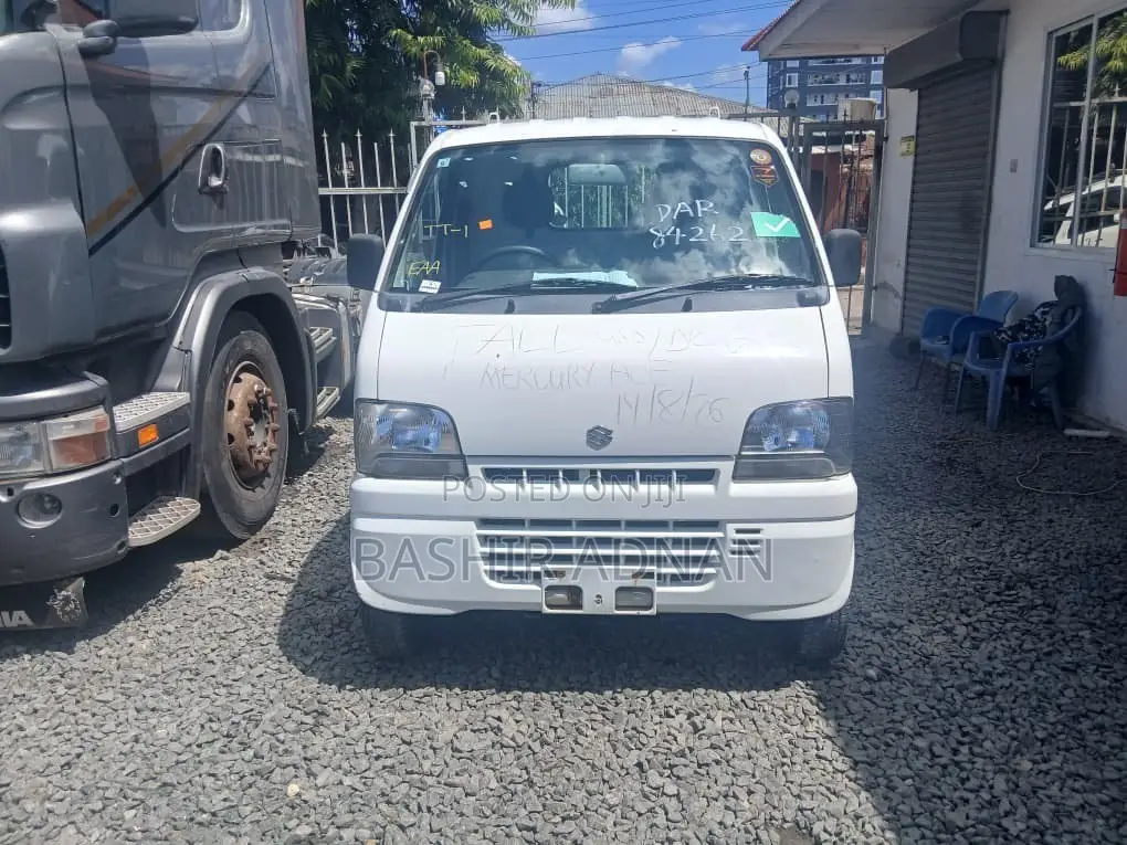 Suzuki Carry Manual 4wd Unregistered(mpya).