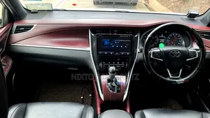 Toyota Harrier 2016 Off white