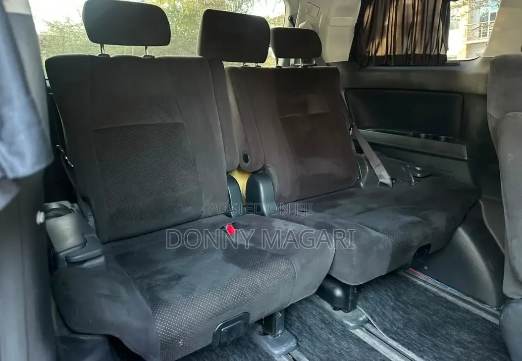 Toyota Vellfire 2010 Black