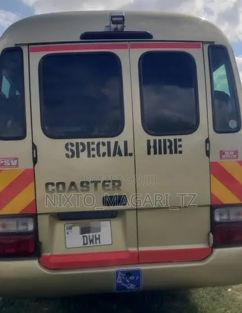 Toyota Coaster 2004 Silver