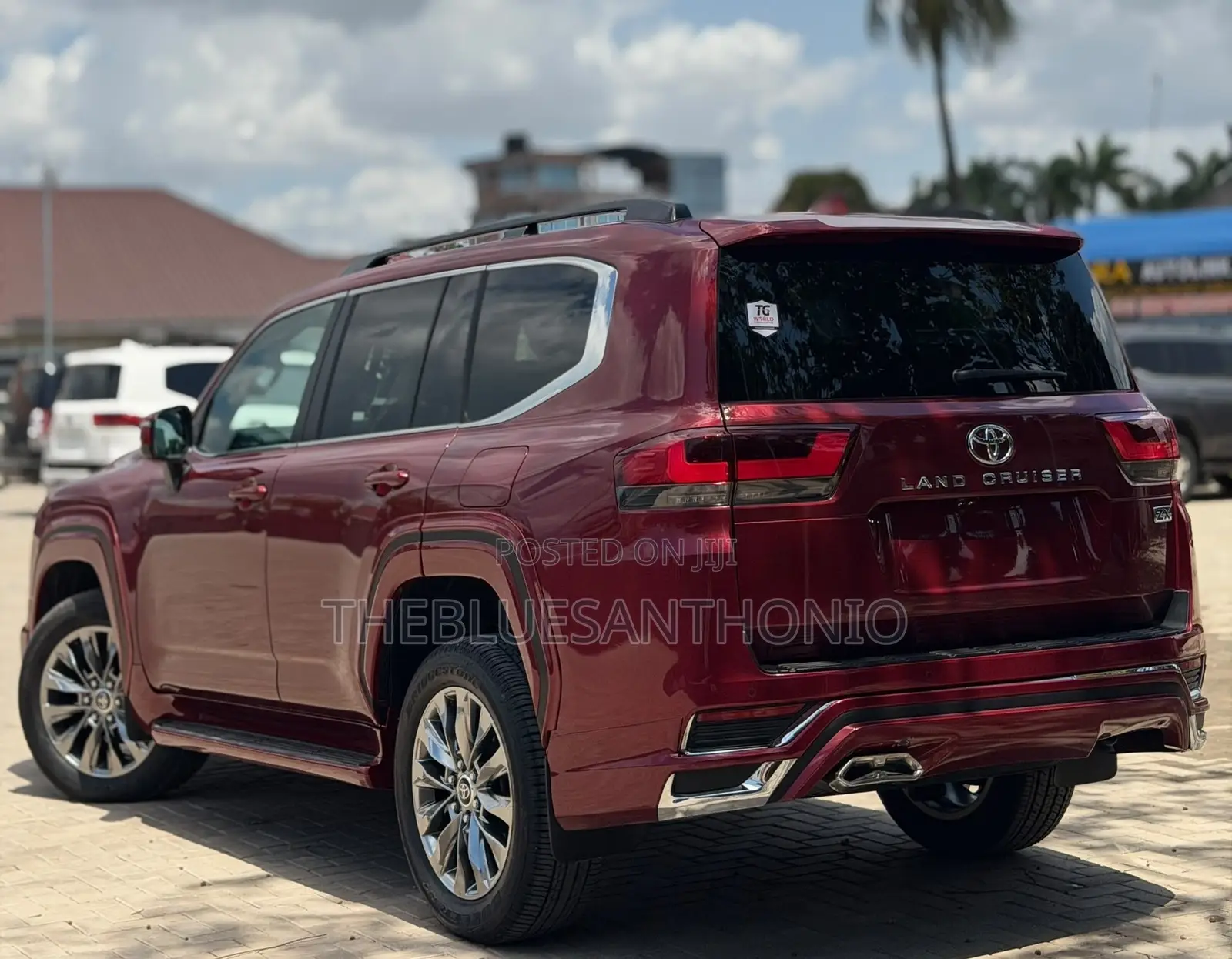 Toyota Land Cruiser 2024 Red