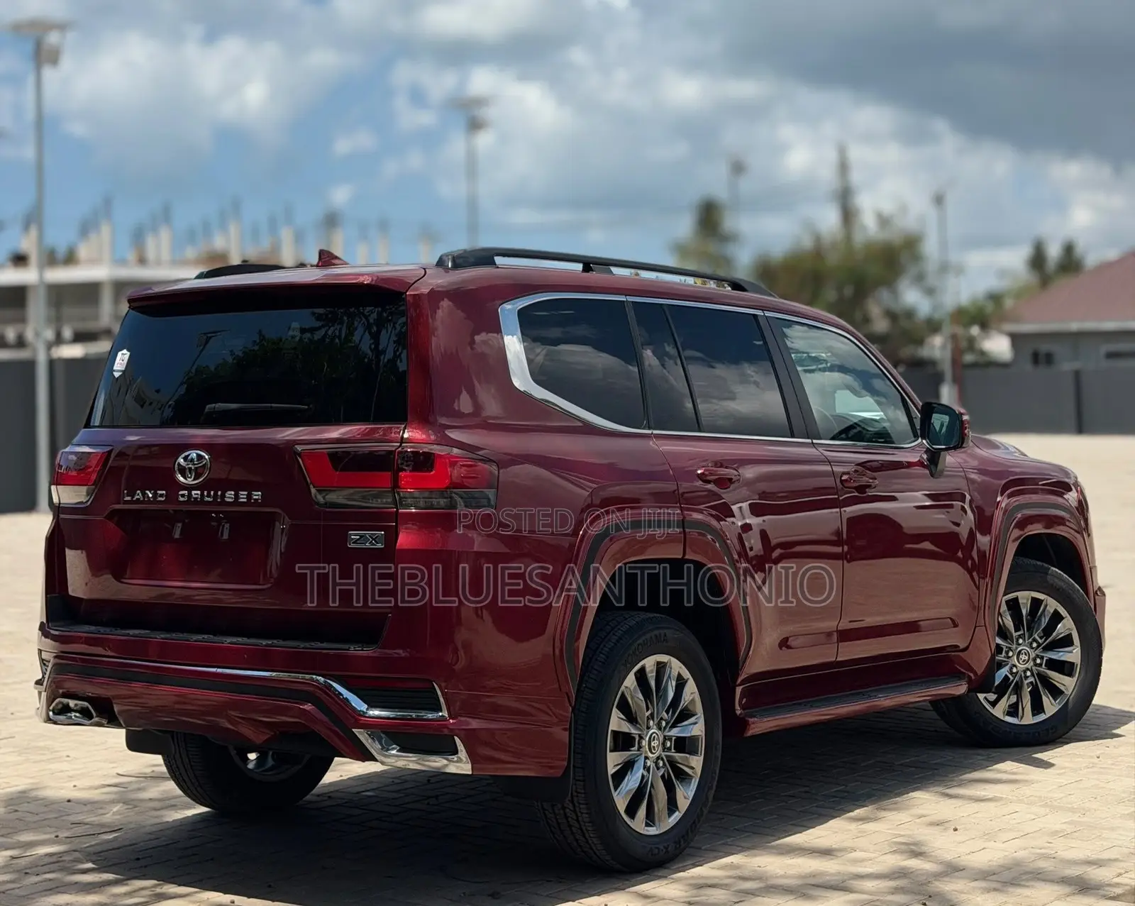 Toyota Land Cruiser 2024 Red