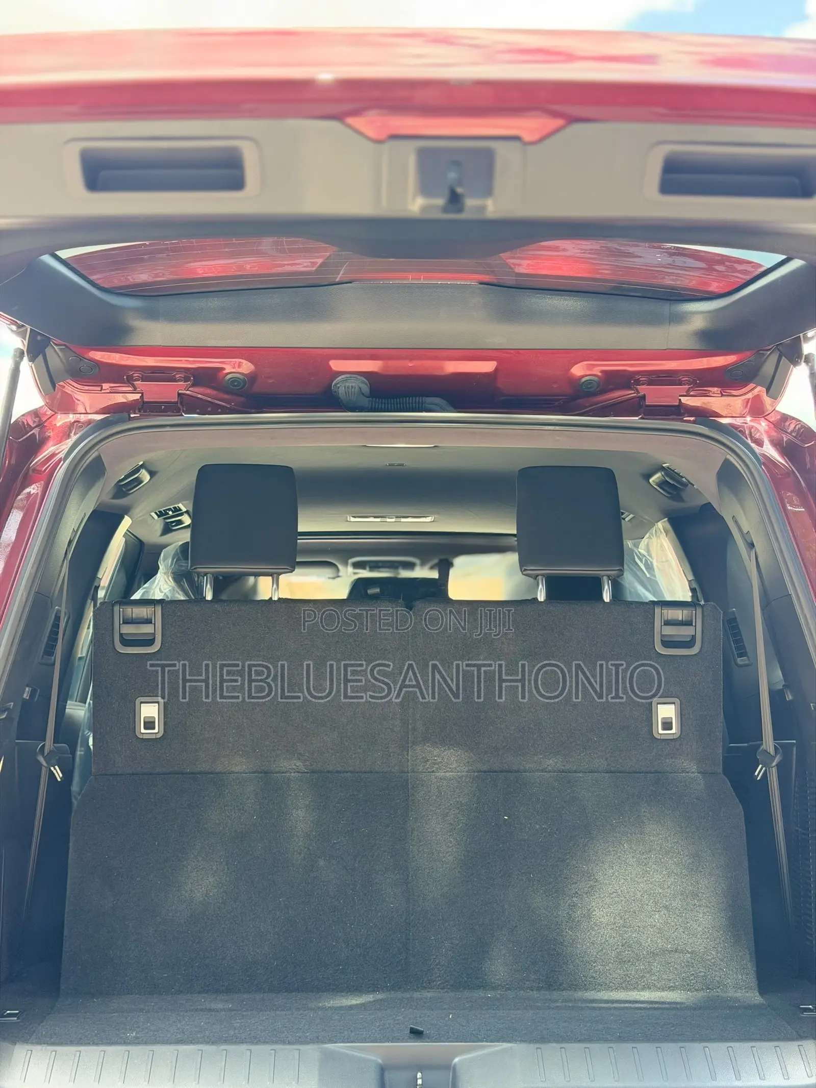Toyota Land Cruiser 2024 Red