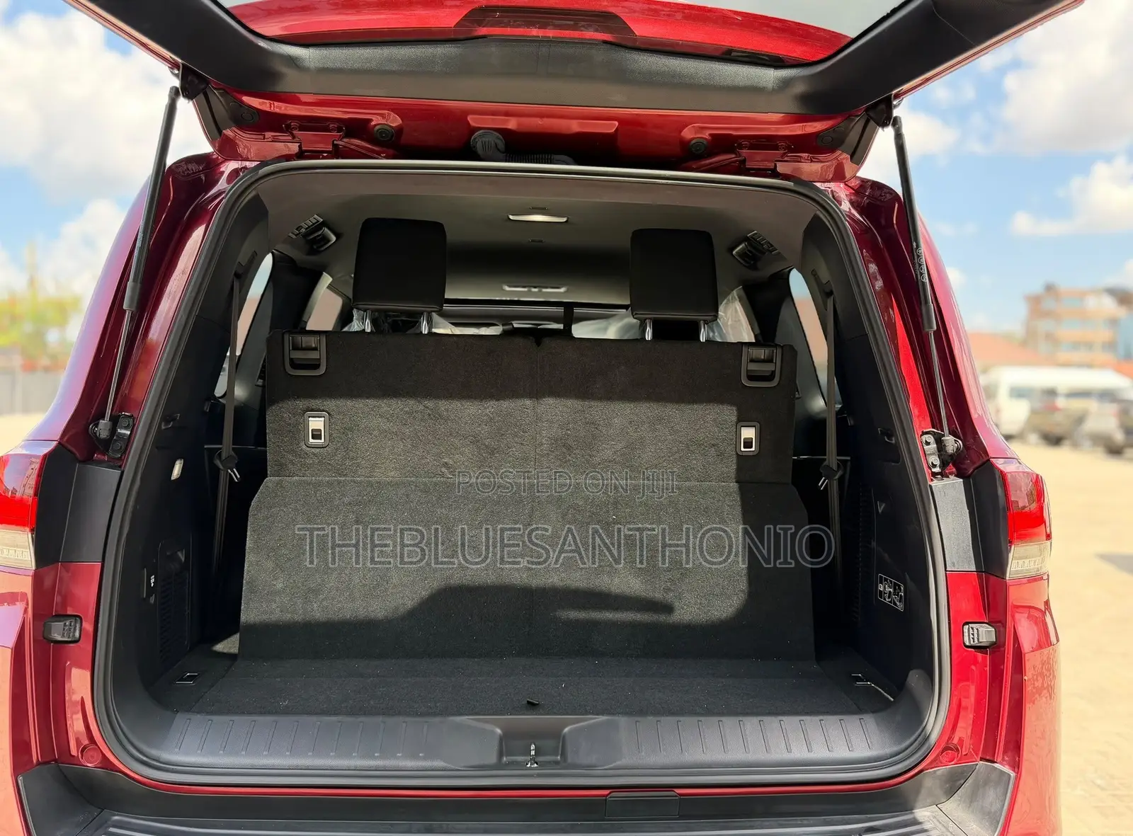 Toyota Land Cruiser 2024 Red