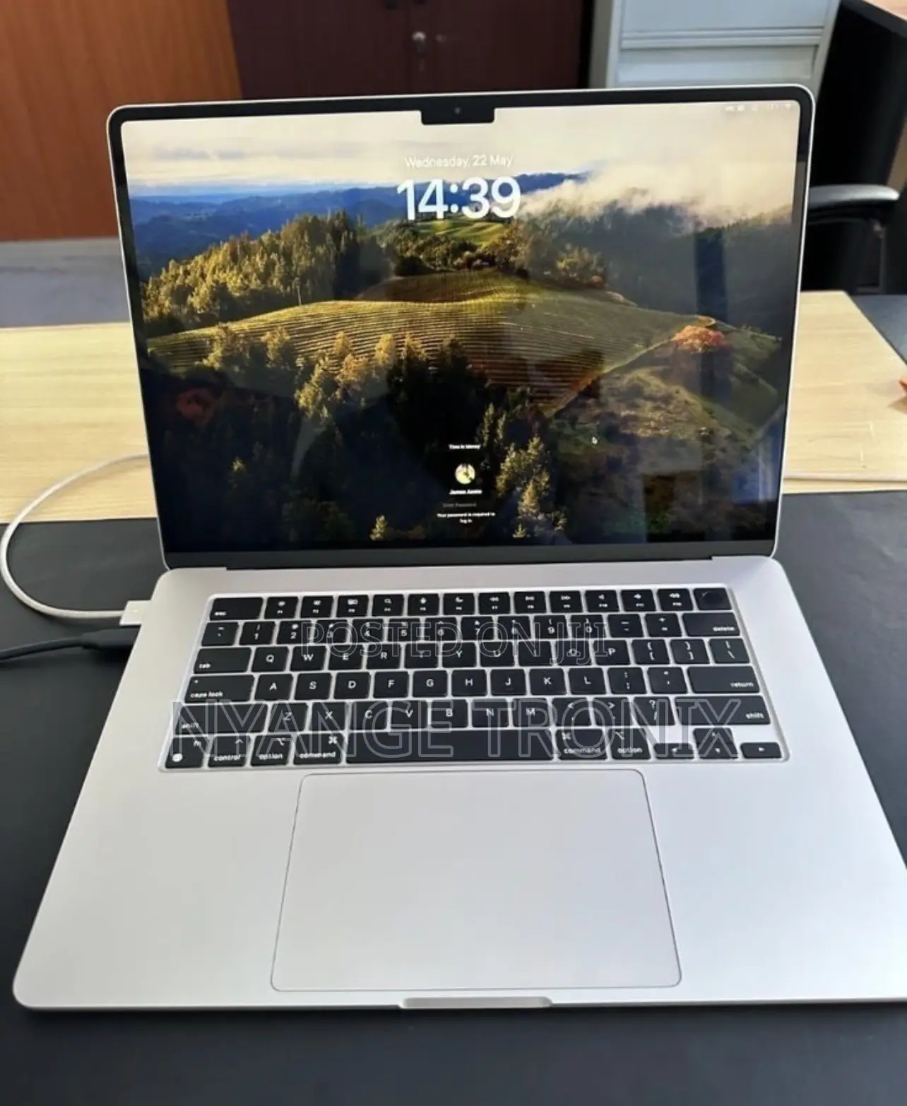 New Laptop Apple MacBook Air 2026 M5 24GB Apple M5 SSD 1T