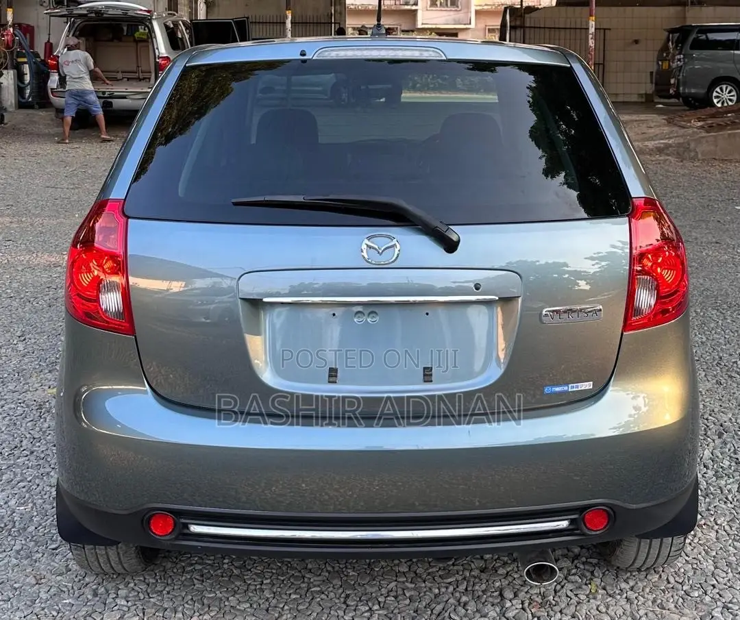 Mazda Verisa 2012 Gray