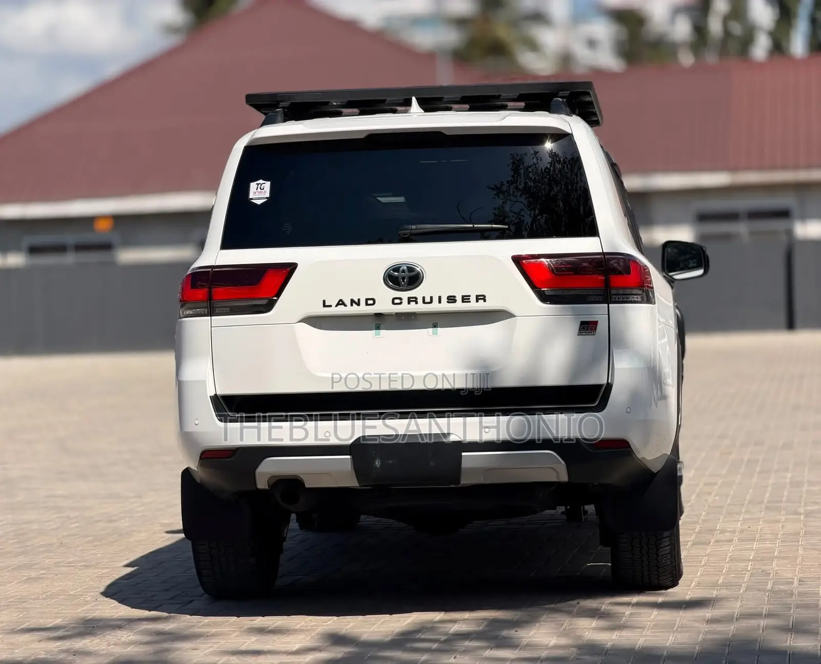 Toyota Land Cruiser 2024 Pearl