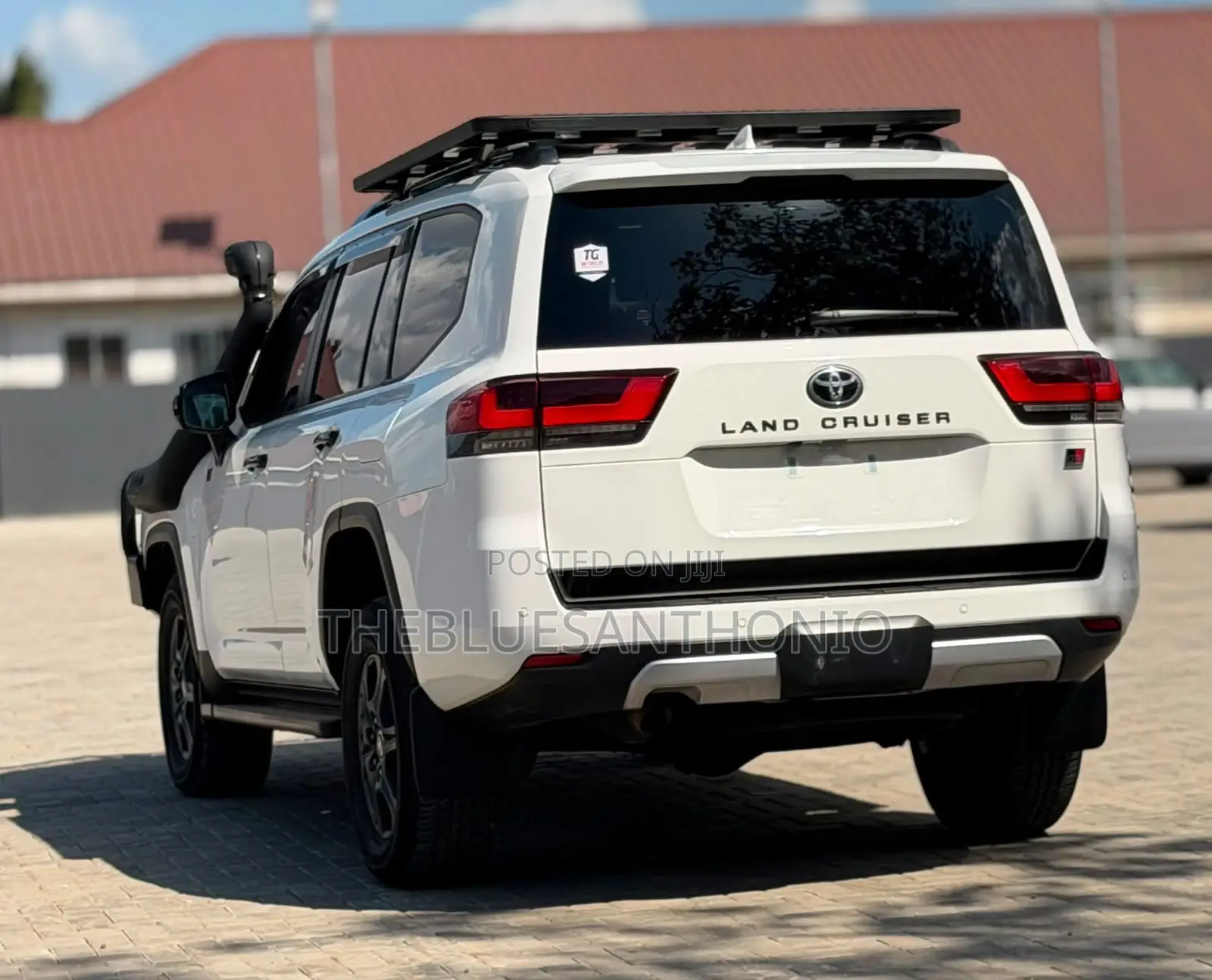 Toyota Land Cruiser 2024 Pearl