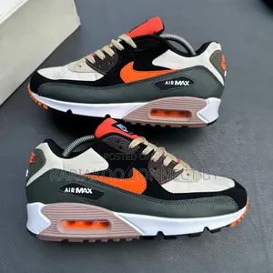 Nike Air Max 90 Collection