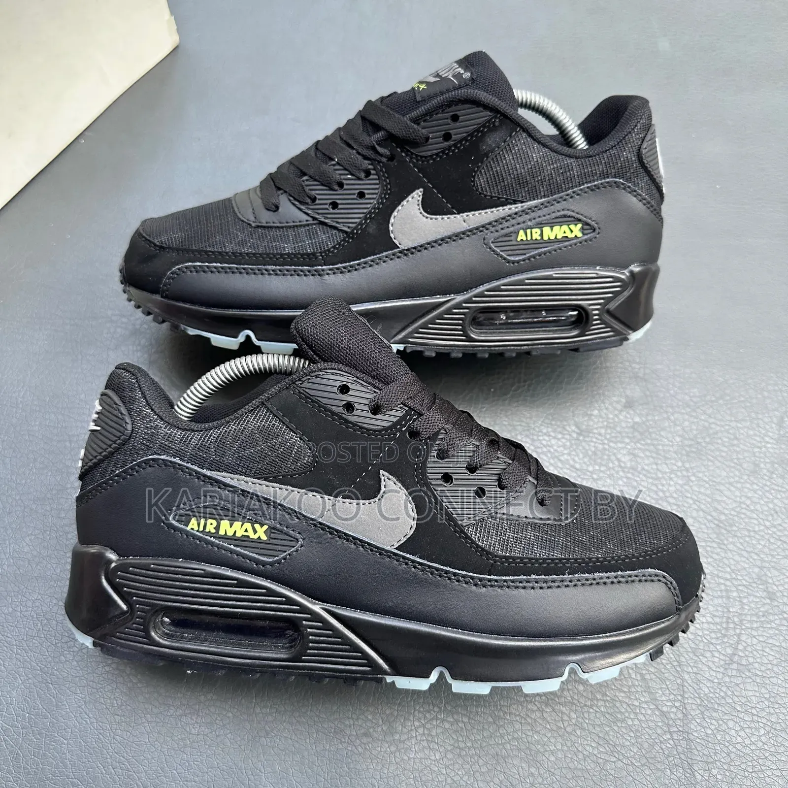 Nike Air Max 90 Collection