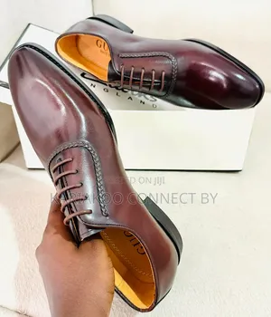 Gucci Executive Leather Oxfords
