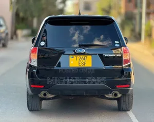 Subaru Forester 2011 Black