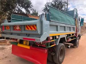 Fuso Tipa Engine 17