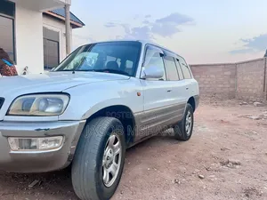 Toyota RAV4 2004 Silver