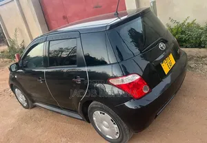 Toyota IST 2006 Black