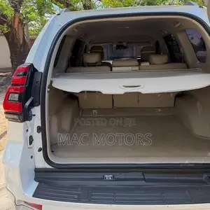 Toyota Land Cruiser Prado 2.8 2019 White