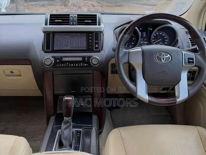 Toyota Land Cruiser Prado 2.8 D-4D 2016 White