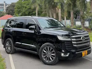 Toyota Land Cruiser 2016 Black