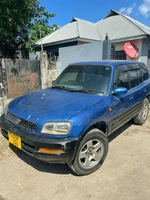 Toyota RAV4 1999 Blue