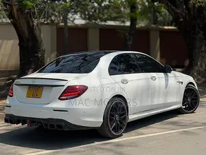 Mercedes-Benz E200 2017 White
