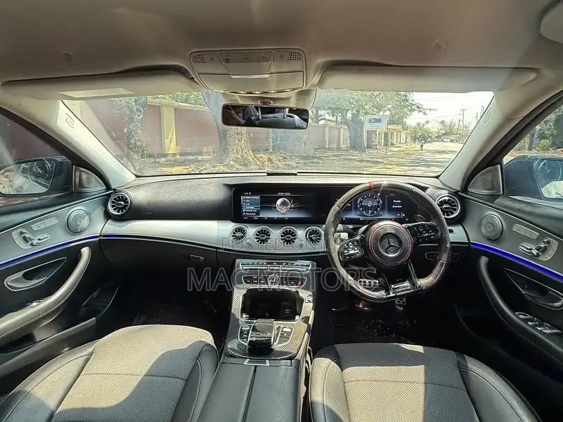 Mercedes-Benz E200 2017 White