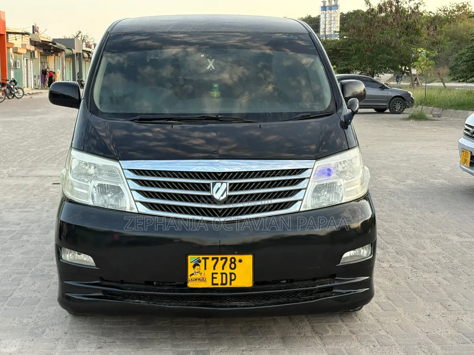 Toyota Alphard 2006 Black