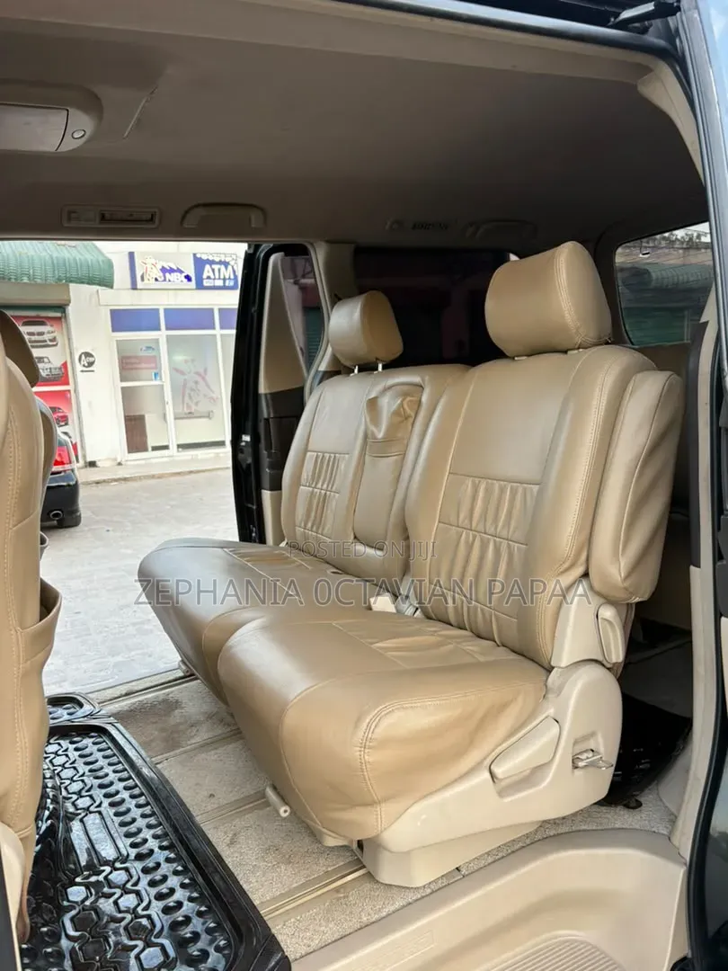 Toyota Alphard 2006 Black