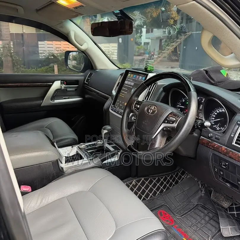 Toyota Land Cruiser 2014 Black