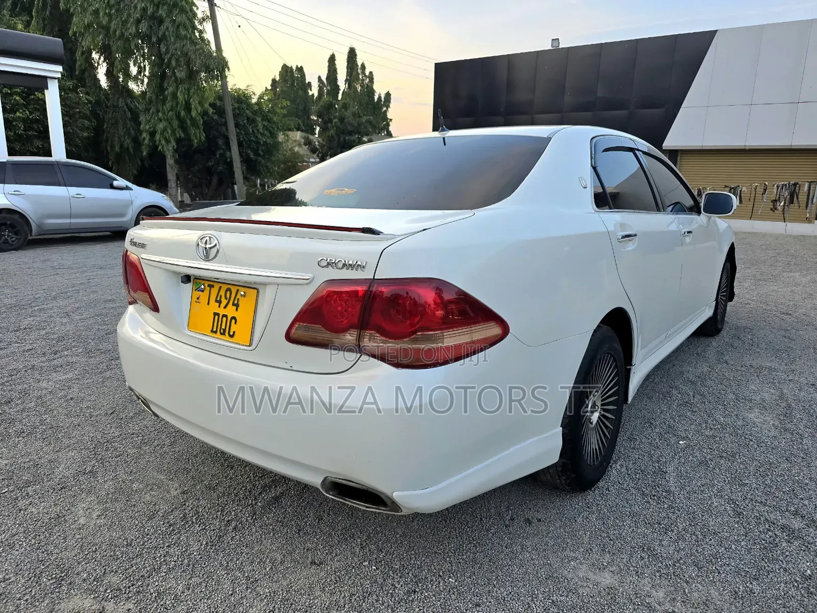 Toyota Crown 2009 White
