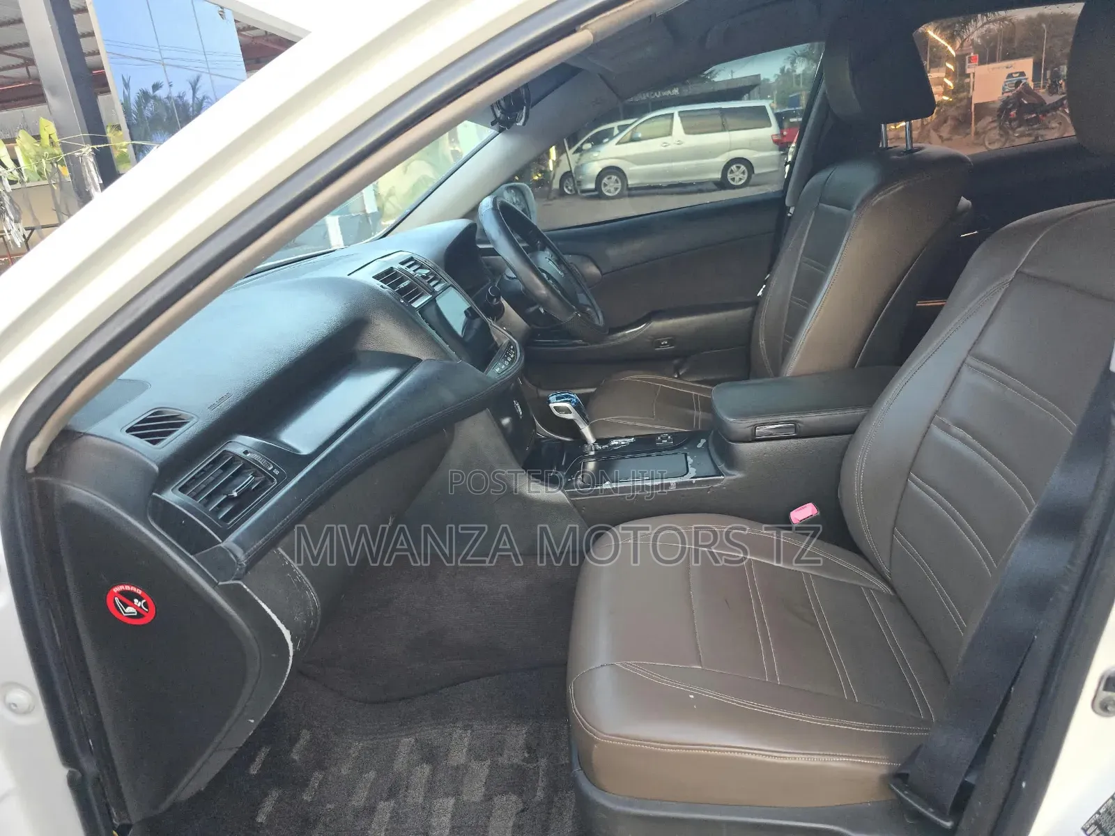 Toyota Crown 2009 White
