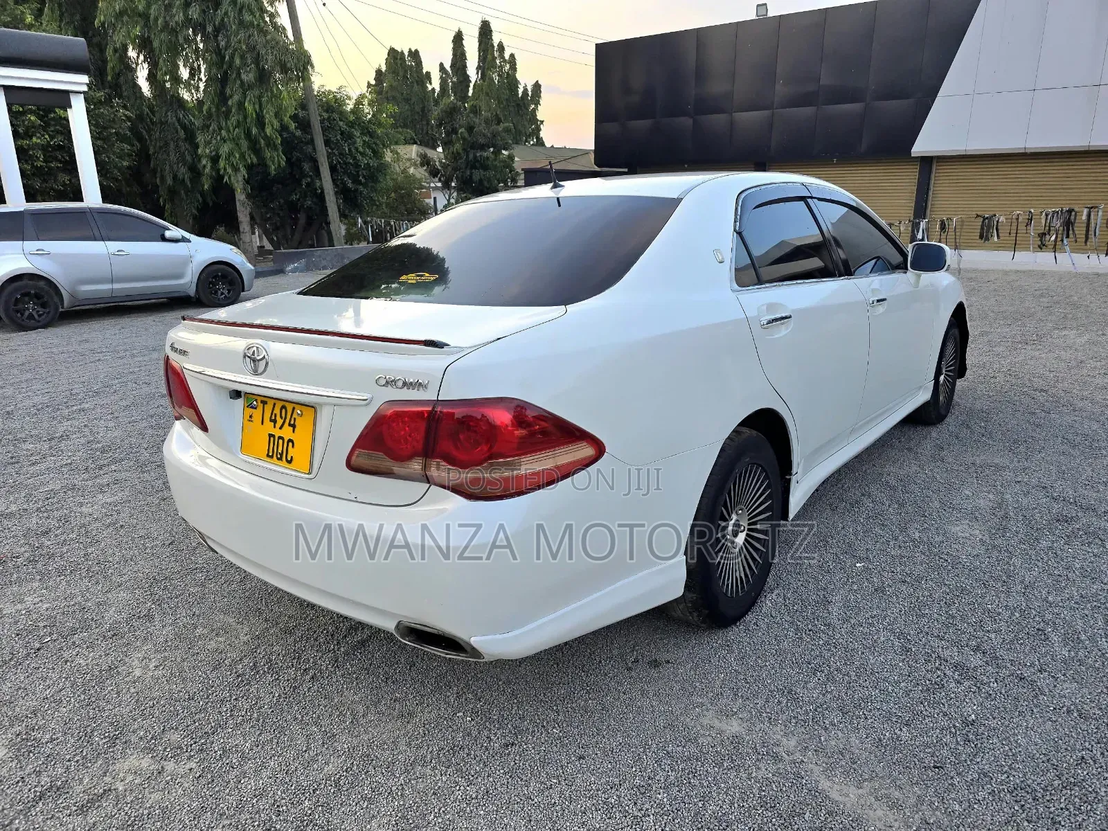 Toyota Crown 2009 White