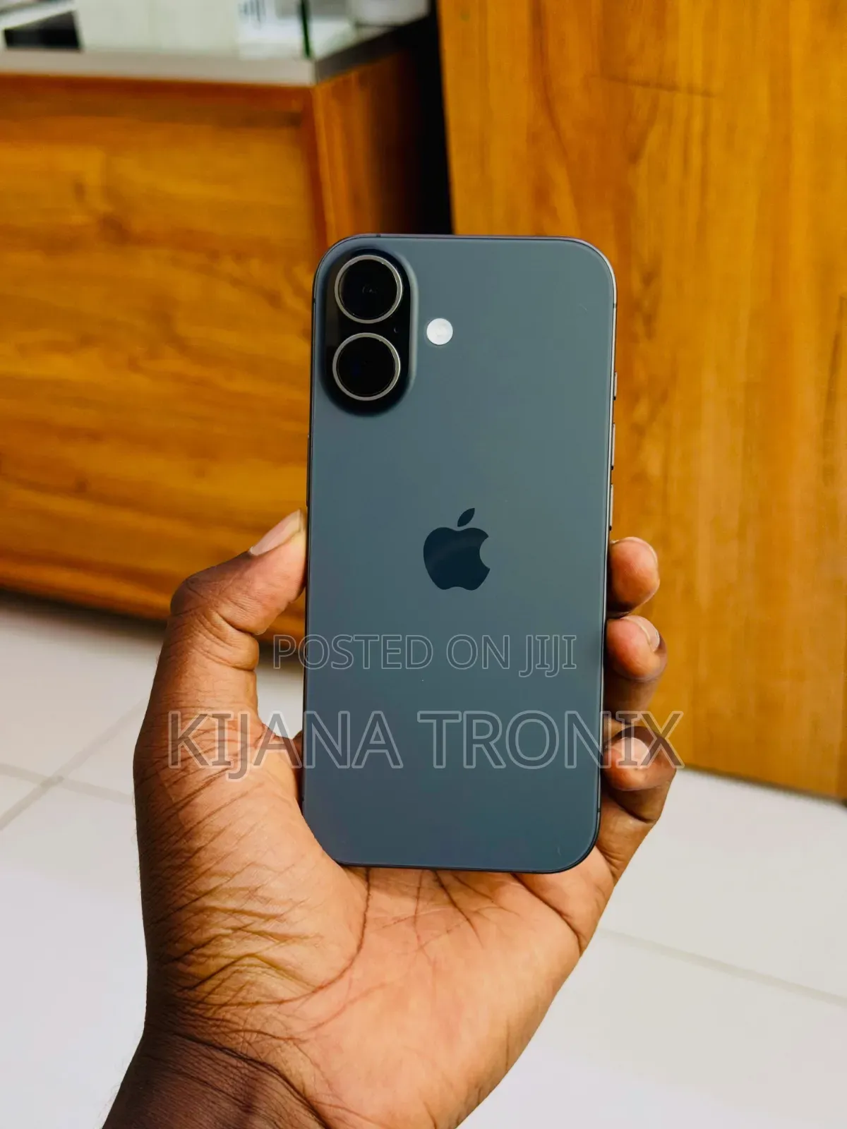 Apple iPhone 16 128 GB Black