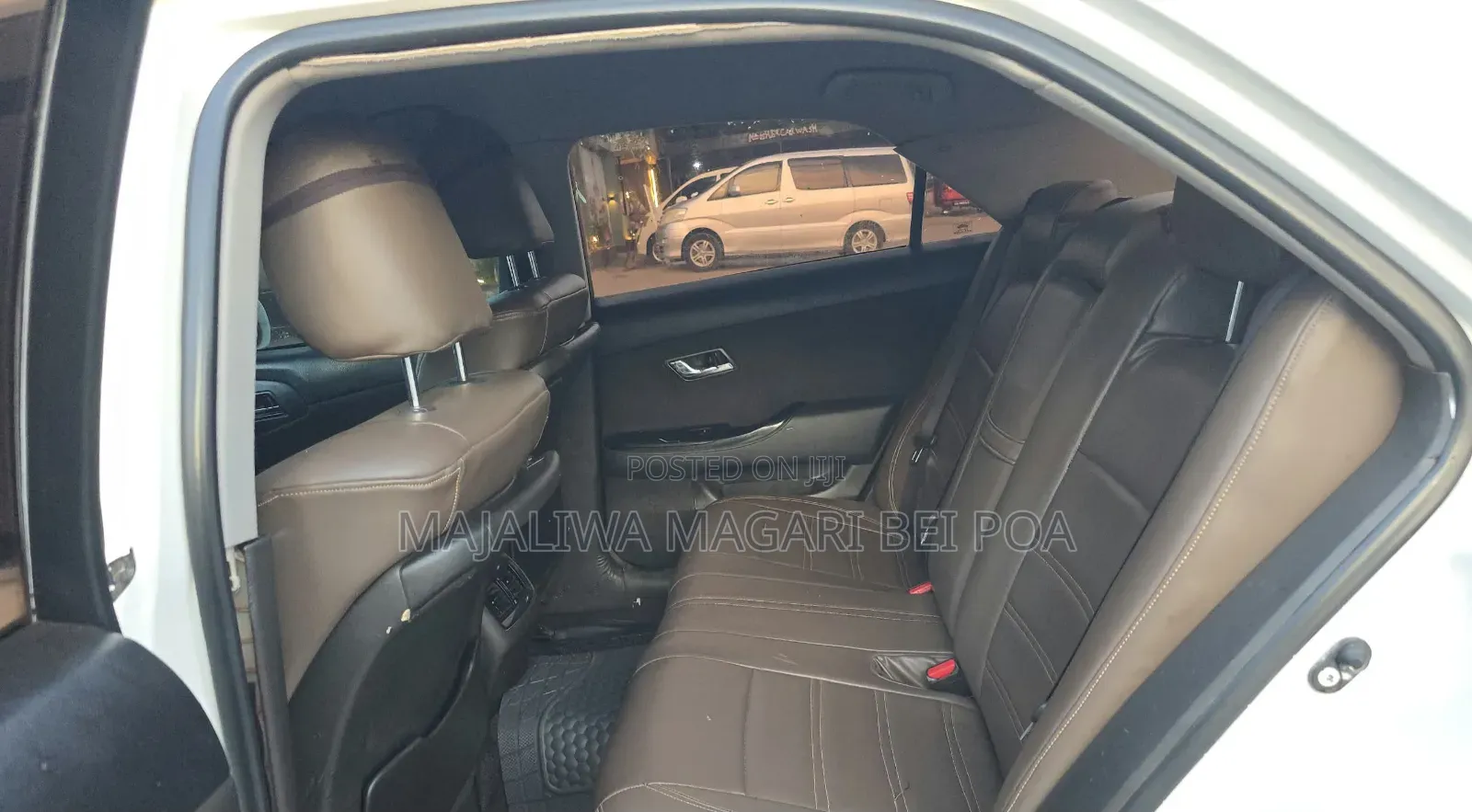 Toyota Crown 2009 White