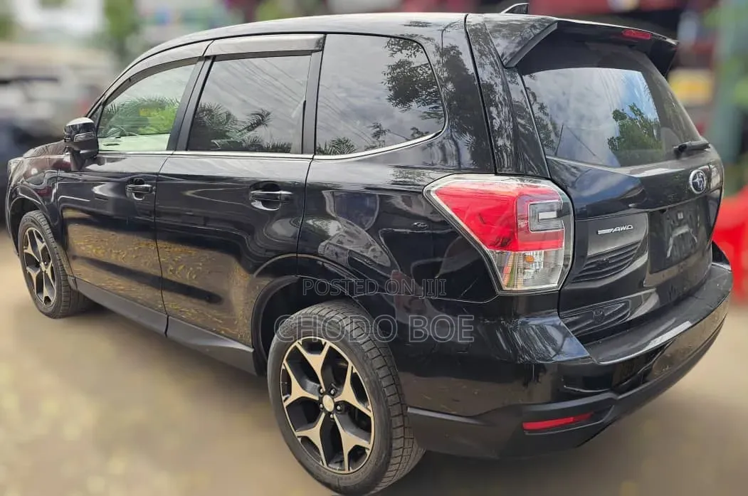 Subaru Forester 2016 Black