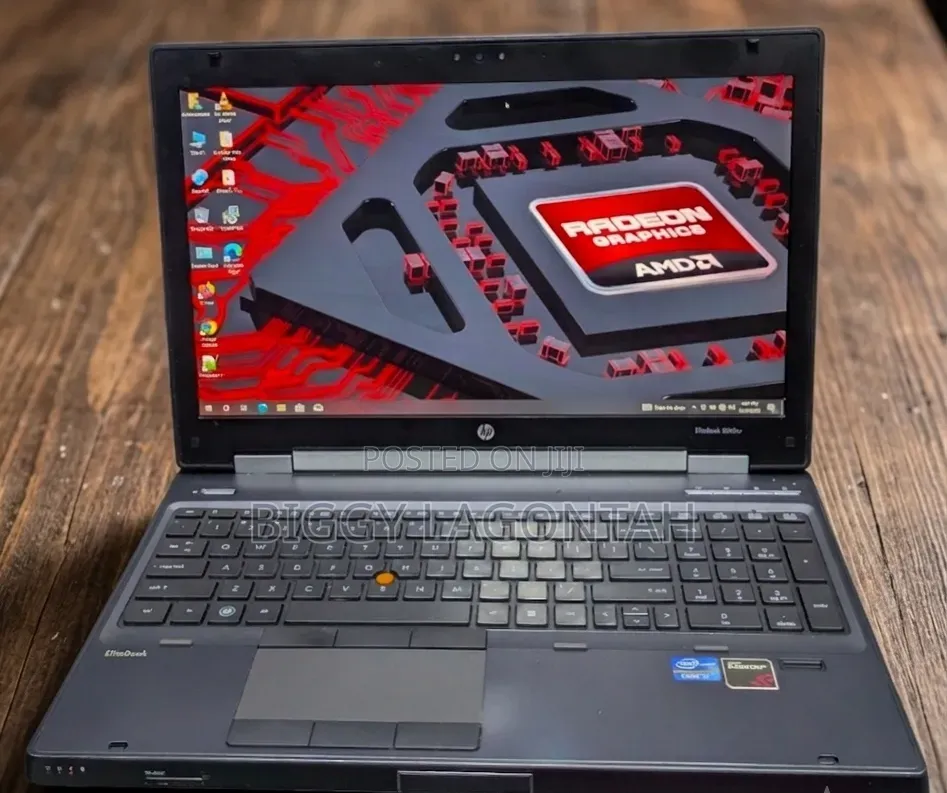 Laptop HP EliteBook 8560W 8GB Intel Core i7 HDD 320GB