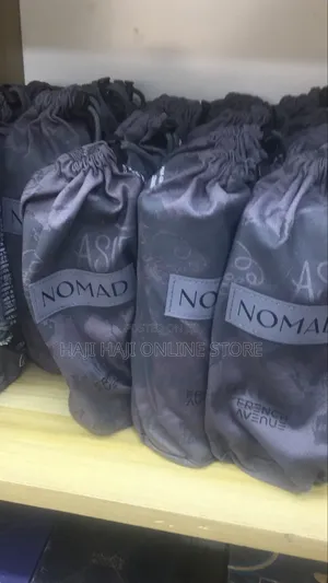 Essencias Japan
French Avenue Nomad Extrait De Parfum 100ml Perfume
