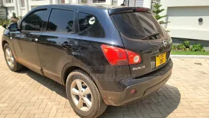Nissan Dualis 2010 Black