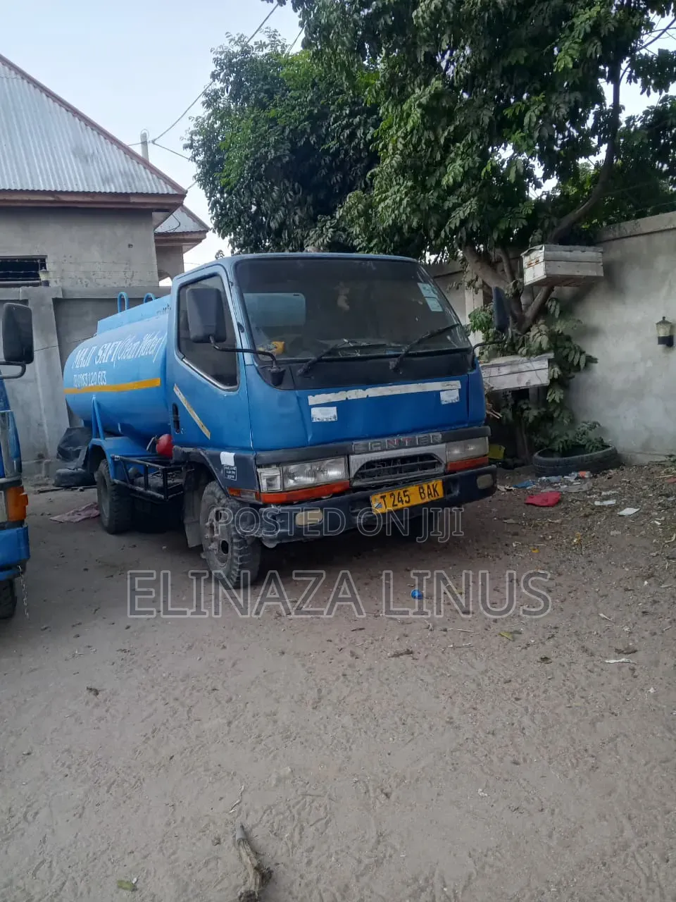 Mitsubishi Canter Ya Mizigo Unawasha Na Kuondoka