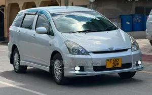 Toyota Wish 2003 Silver