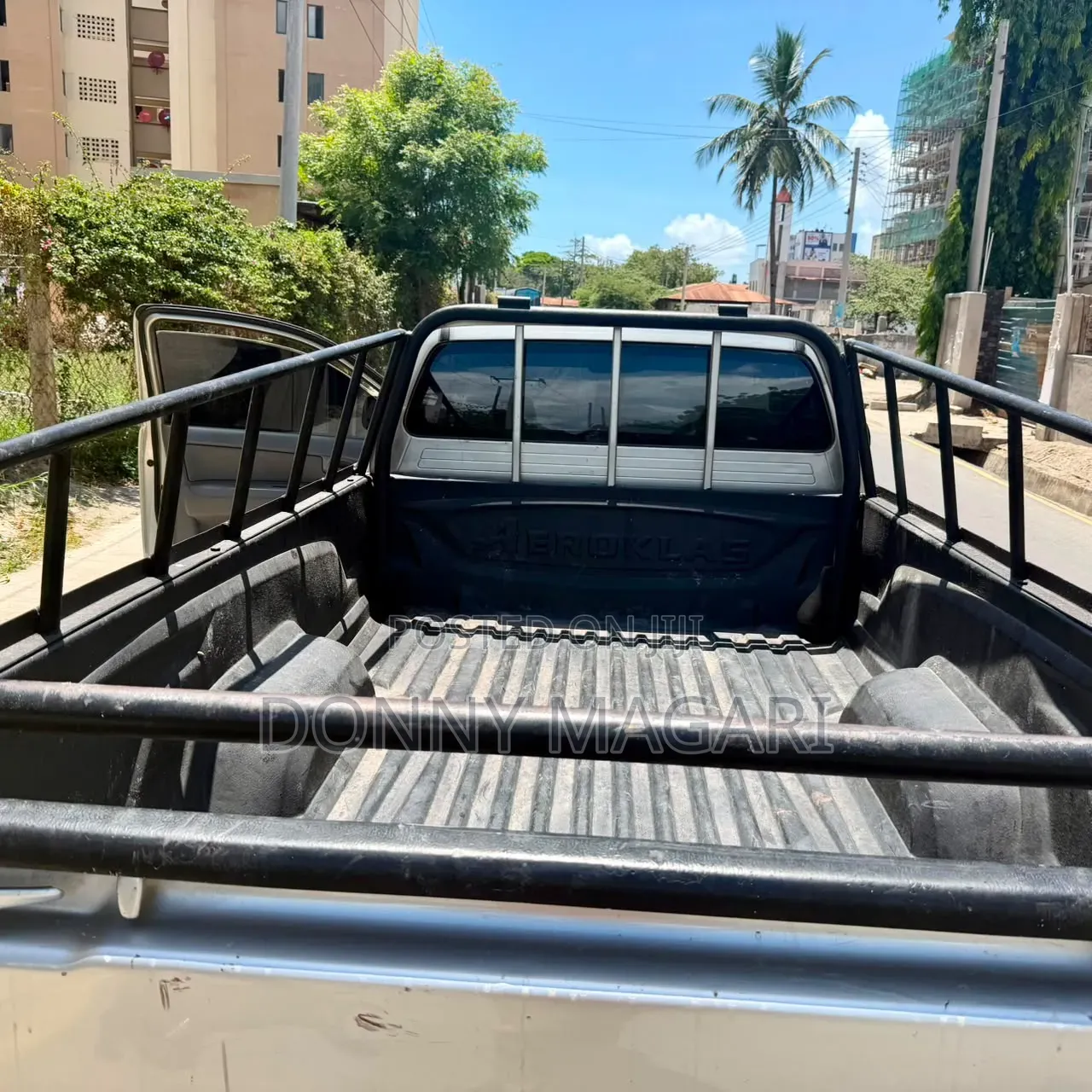 Toyota Hilux 2020 Gray