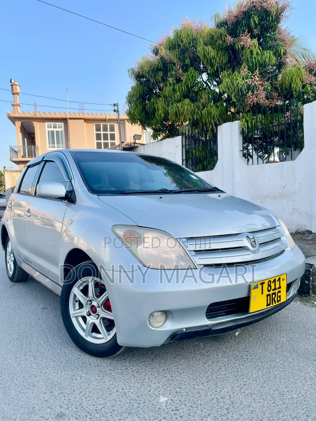 Toyota IST 2003 Silver