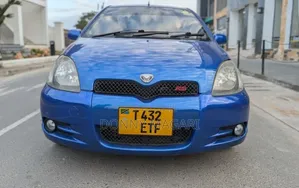 Toyota Vitz 2004 Blue