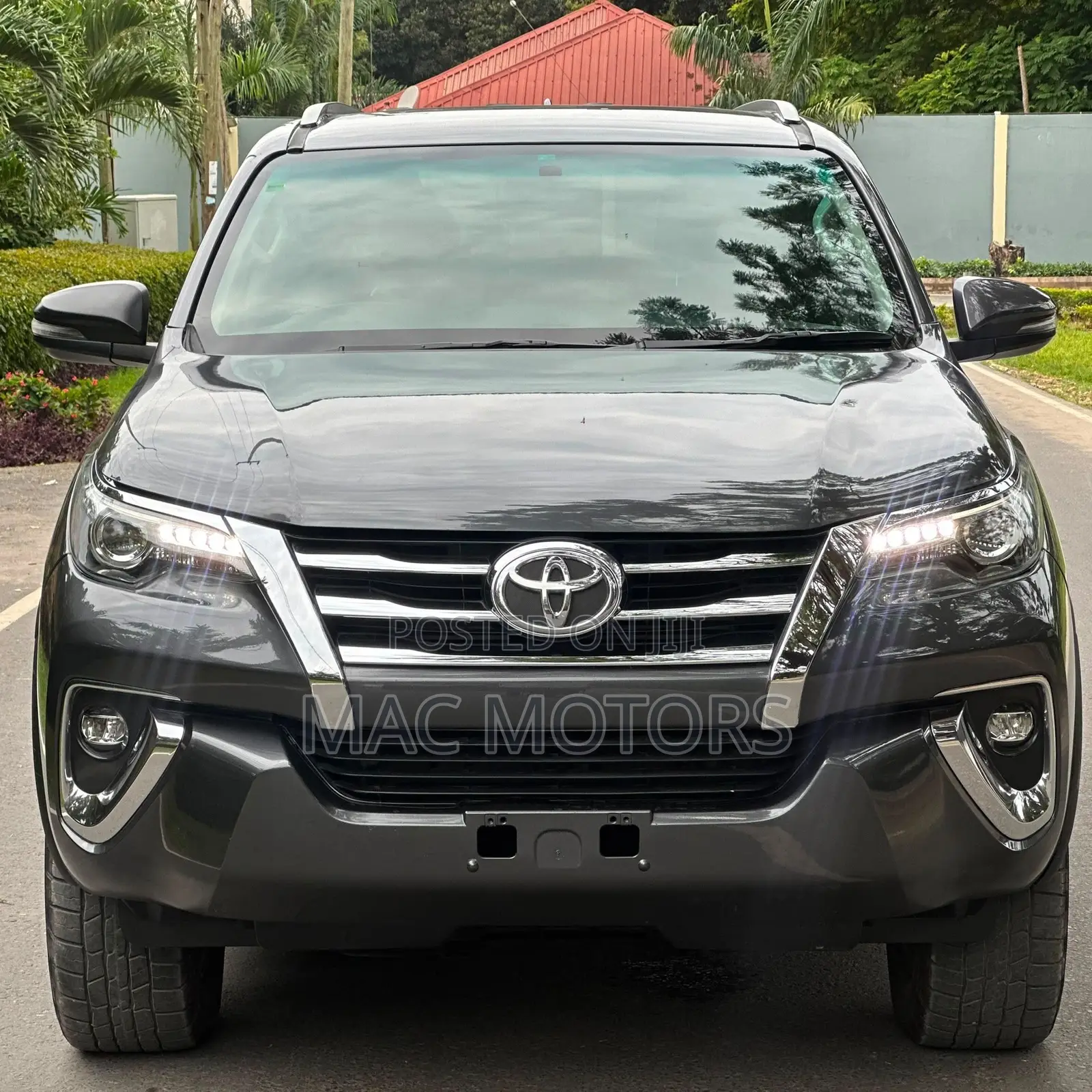 Toyota Fortuner 2.8 D AWD 2018 Gray