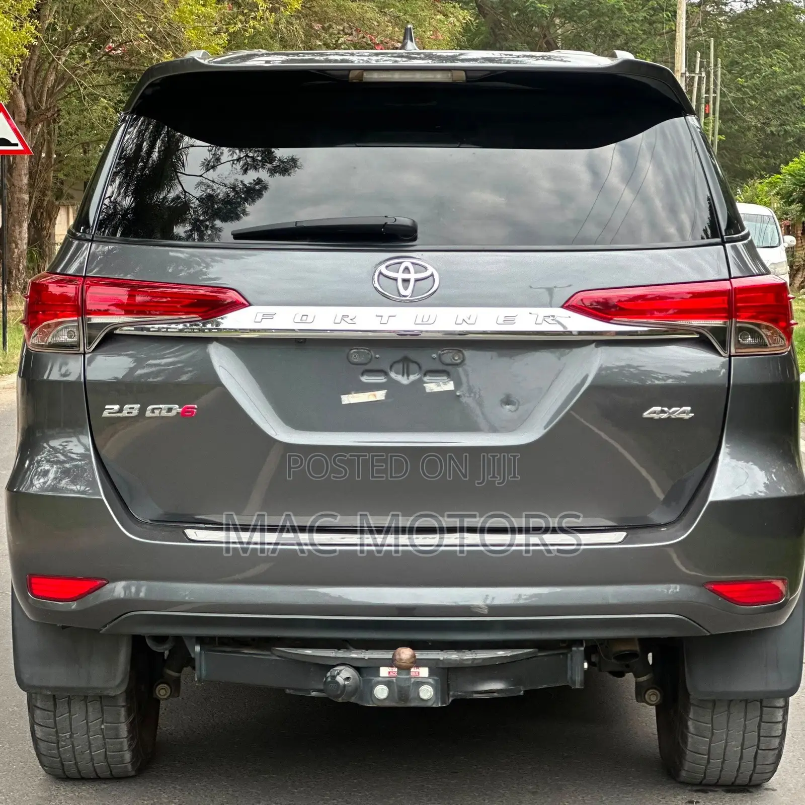Toyota Fortuner 2.8 D AWD 2018 Gray