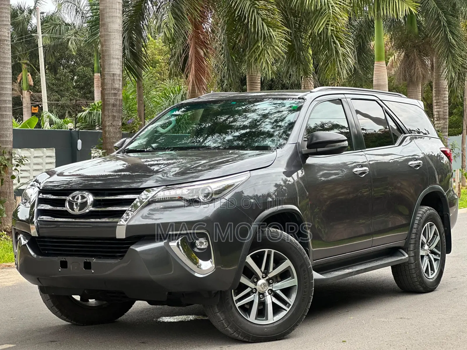 Toyota Fortuner 2.8 D AWD 2018 Gray