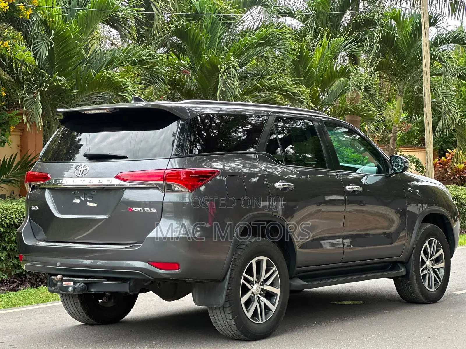 Toyota Fortuner 2.8 D AWD 2018 Gray