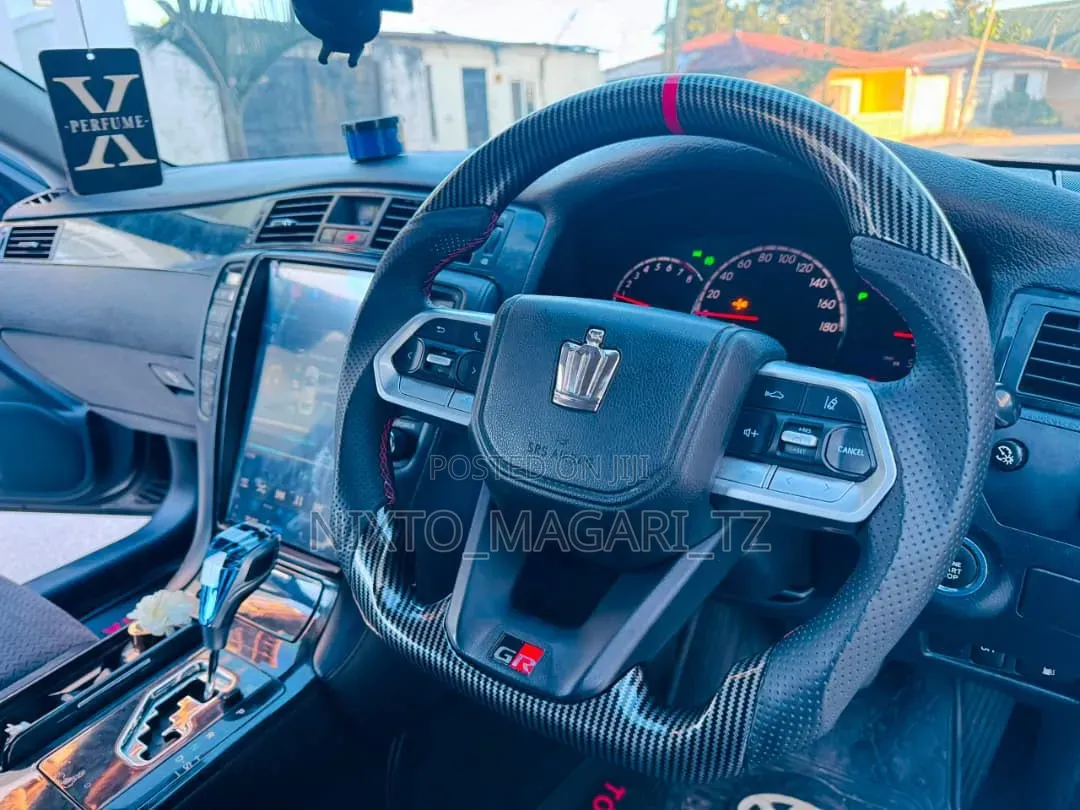 Toyota Crown 2006 Black