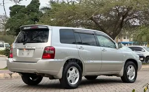 Toyota Kluger 2007 Silver