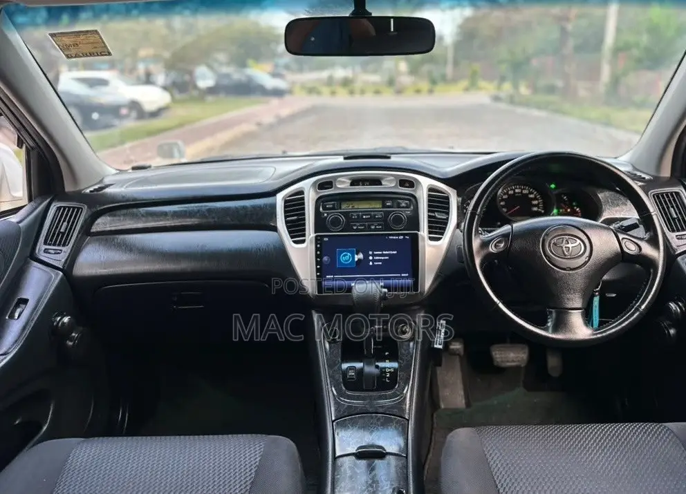 Toyota Kluger 2007 Silver