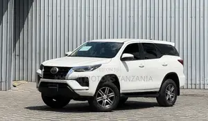 Toyota Fortuner 2.8 D AWD 2020 White